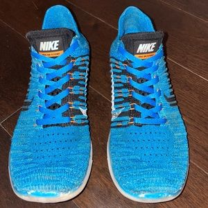 Nike Free RN Flyknit (size 5Y)